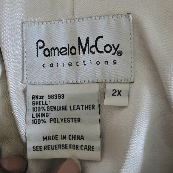 Women's Creme Tailored Leather Blazer Size 2X - Picture 7 of 14